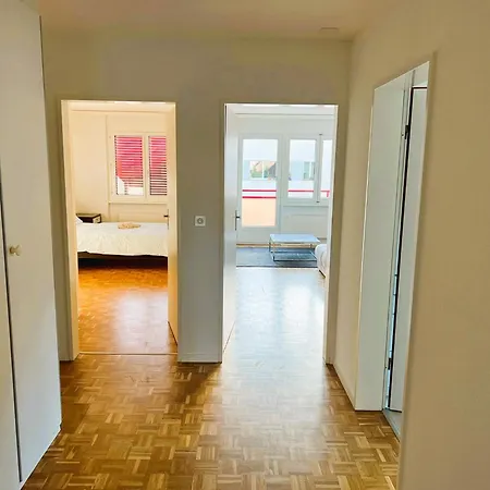 Large Center With Balcony Alt - Self Checkin Apartament Zurych